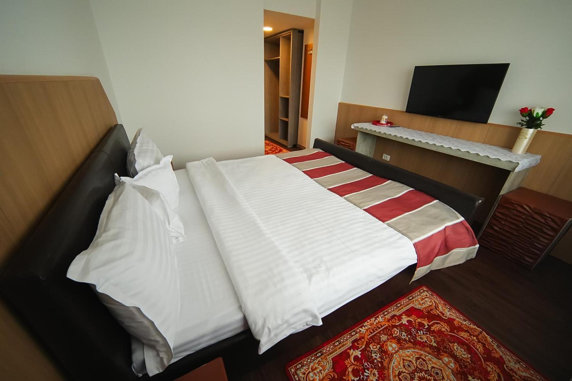 Hotel Bucovina Suceava Exterior photo